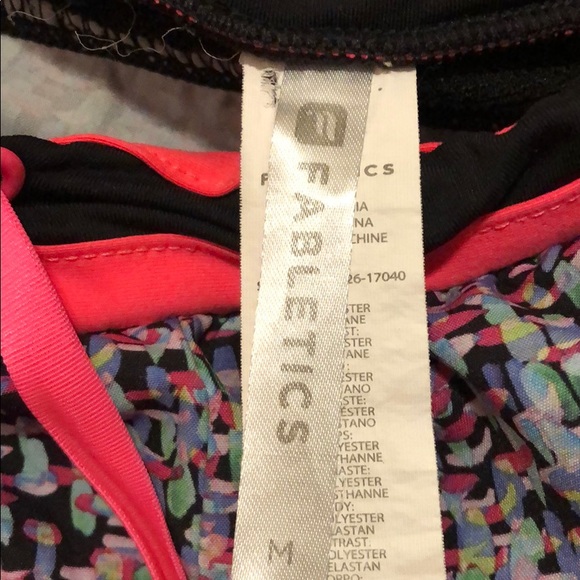 Fabletics Patterned Active Shorts - Picture 2 of 3